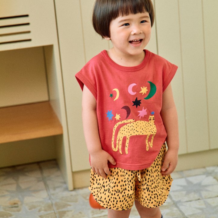 Cheetah Print Sleeveless Tee